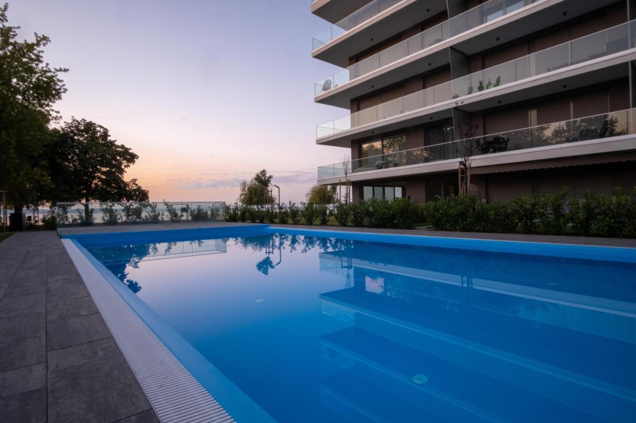 Myflat Coral Beach Apartment 시오포크 외부 사진